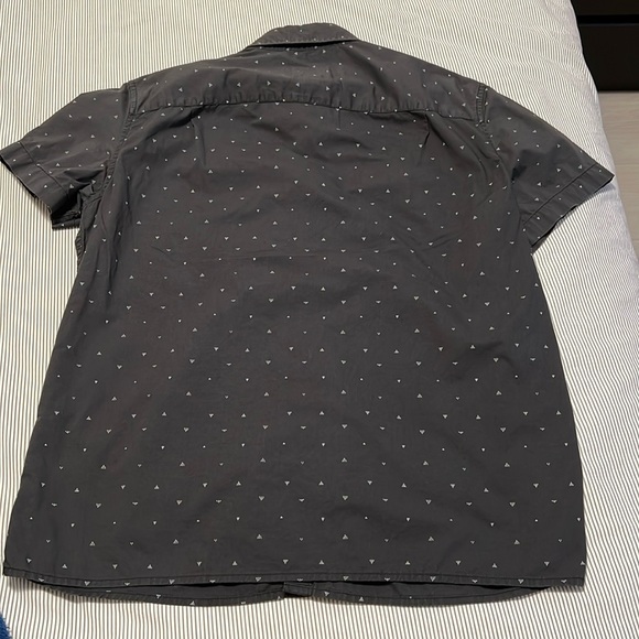 American Eagle Everyday Oxford Button-Up Shirt - Picture 2 of 6